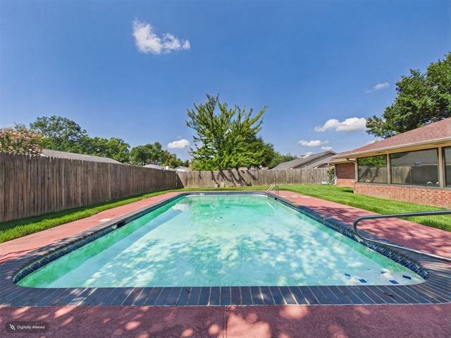 518 Ridgeway Lane, Chandler, TX 75758