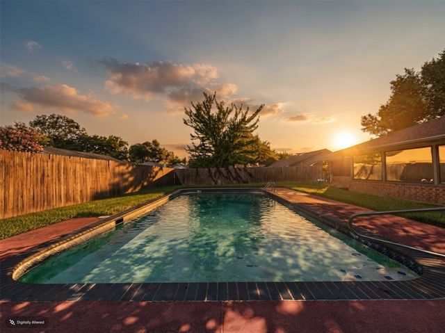 518 Ridgeway Lane, Chandler, TX 75758
