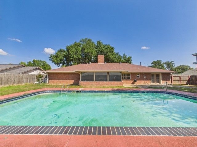 518 Ridgeway Lane, Chandler, TX 75758