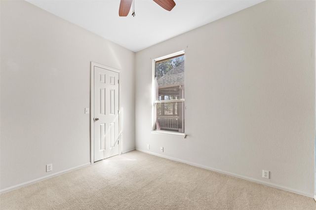 213 Newberry TRL, San Marcos, TX 78666