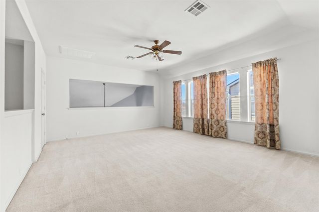 213 Newberry TRL, San Marcos, TX 78666