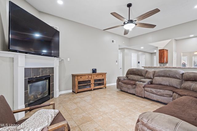 9129 Tremont Drive, Olive Branch, MS 38654