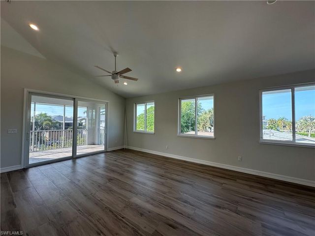 4717 Spring Creek DR, Bonita Springs, FL 34134