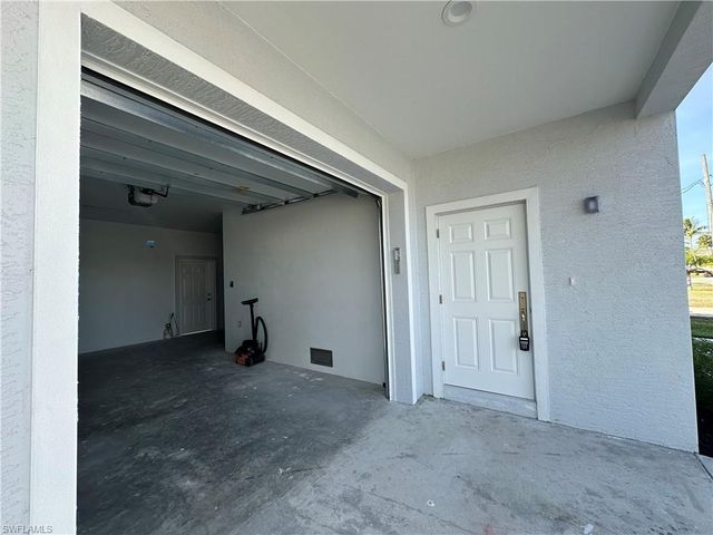 4717 Spring Creek DR, Bonita Springs, FL 34134