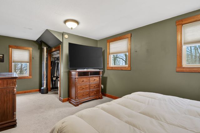 7340 E 156th Street S, Grinnell, IA 50112