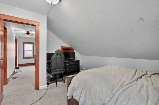 7340 E 156th Street S, Grinnell, IA 50112