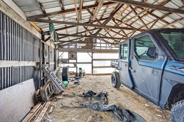 7340 E 156th Street S, Grinnell, IA 50112