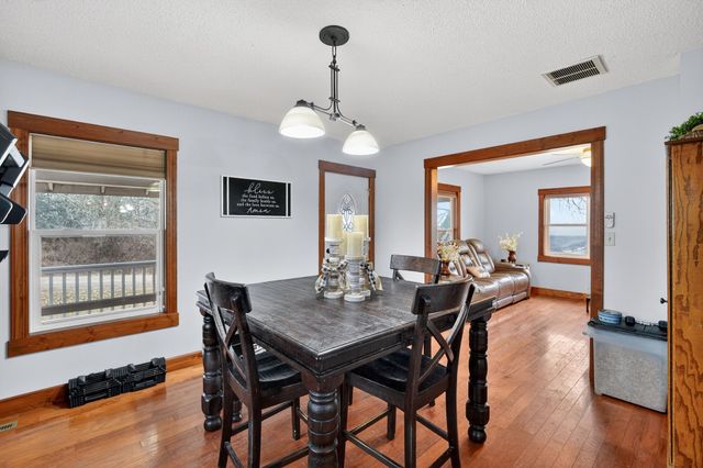 7340 E 156th Street S, Grinnell, IA 50112