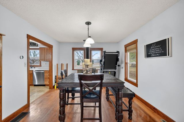 7340 E 156th Street S, Grinnell, IA 50112