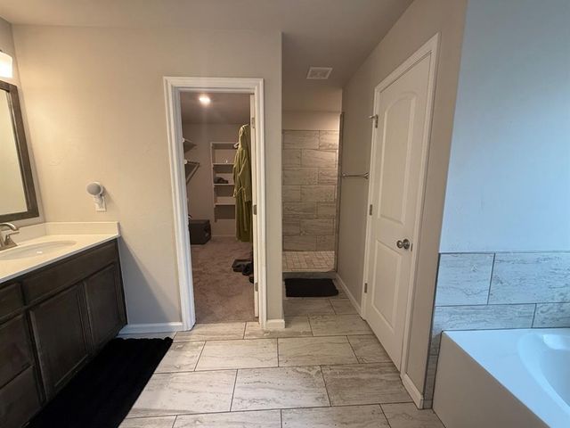 7712 Windstone Drive, Oklahoma City, OK 73132