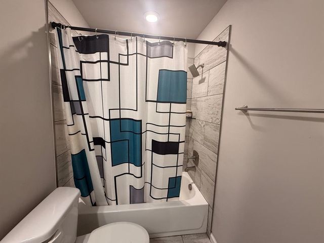 7712 Windstone Drive, Oklahoma City, OK 73132