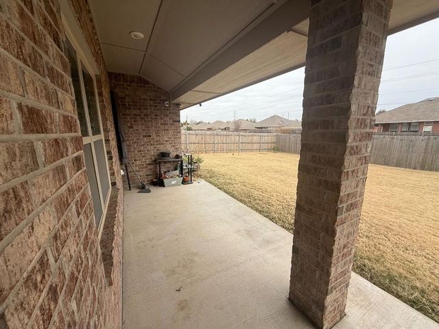 7712 Windstone Drive, Oklahoma City, OK 73132