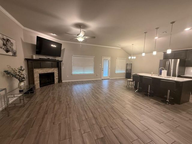 7712 Windstone Drive, Oklahoma City, OK 73132