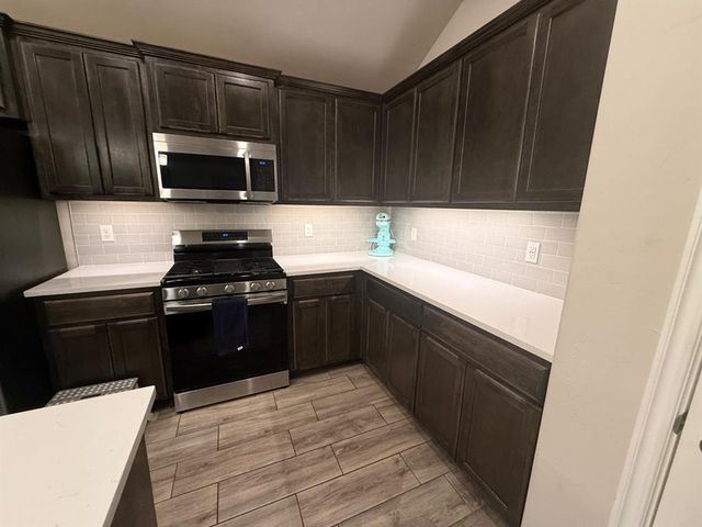 7712 Windstone Drive, Oklahoma City, OK 73132