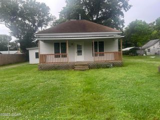 705 W Magnolia, Cherokee, KS 66724