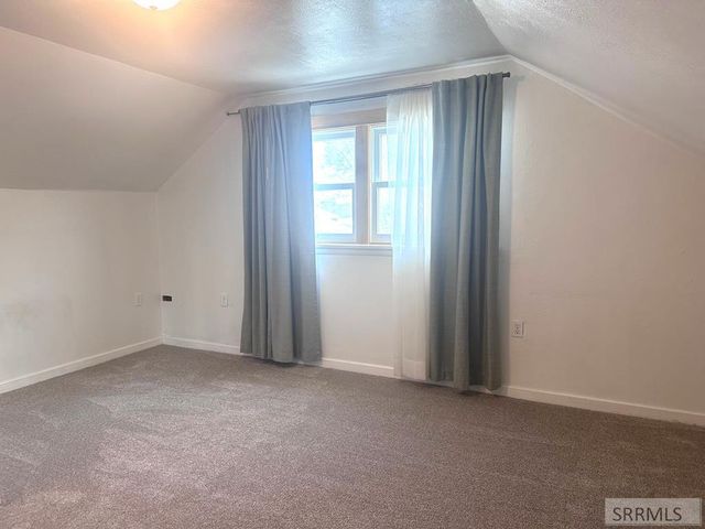 245 6th Street, Idaho Falls, ID 83401