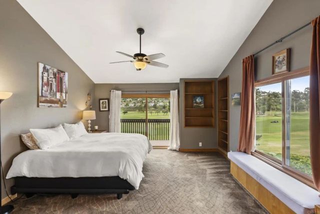 2510 Navarra Drive 506, Carlsbad, CA 92009