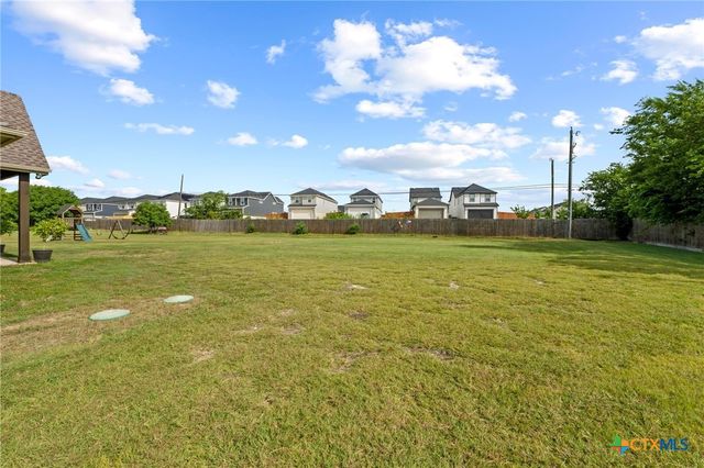 200 Tate Lane, Round Rock, TX 78626