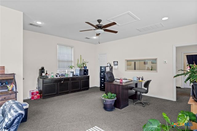 200 Tate Lane, Round Rock, TX 78626