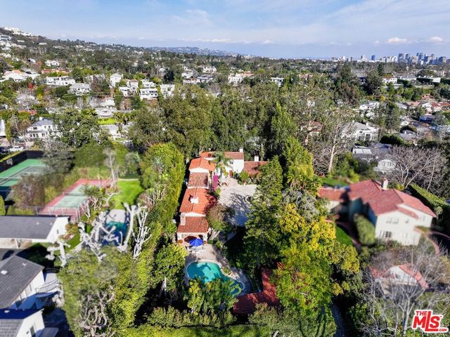 334 N Carmelina Avenue, Los Angeles, CA 90049