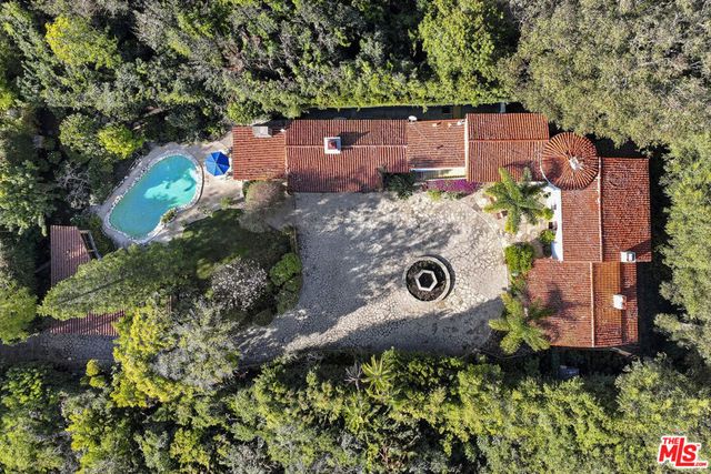 334 N Carmelina Avenue, Los Angeles, CA 90049