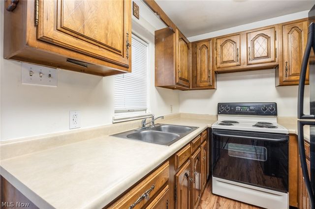 840 Main Street, Belpre, OH 45714