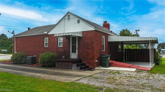 840 Main Street, Belpre, OH 45714