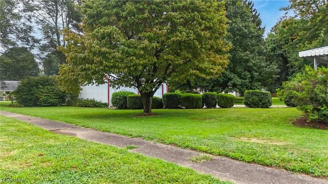 840 Main Street, Belpre, OH 45714