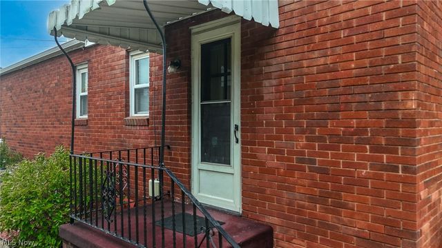 840 Main Street, Belpre, OH 45714