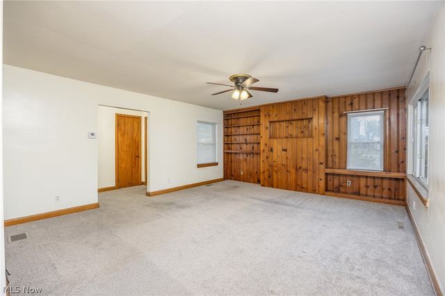 840 Main Street, Belpre, OH 45714