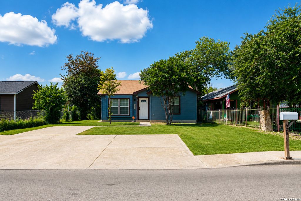 528 W GERALD AVE, San Antonio, TX 78221
