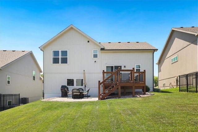 16172 Giorgia Street, Kansas City, MO 64152