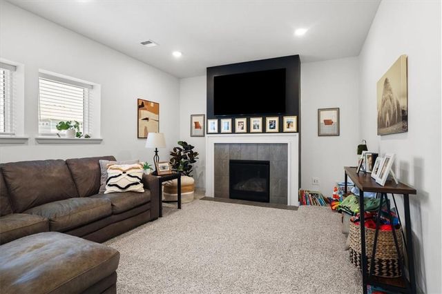 16172 Giorgia Street, Kansas City, MO 64152