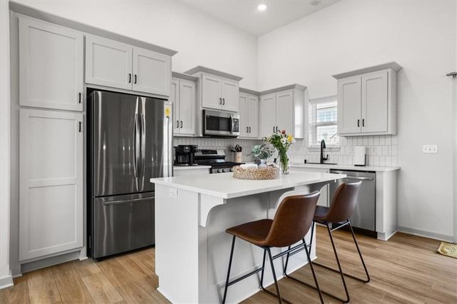 16172 Giorgia Street, Kansas City, MO 64152