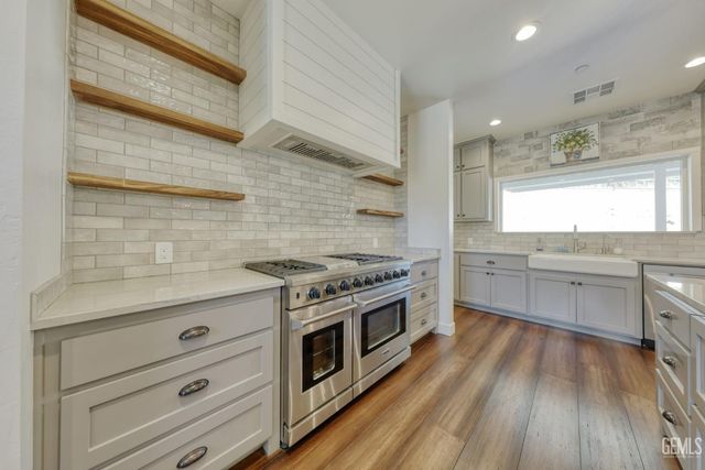 25904 Bear Valley Road, Tehachapi, CA 93561