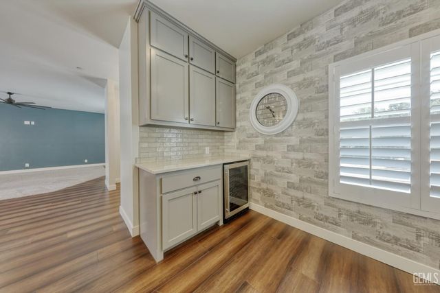 25904 Bear Valley Road, Tehachapi, CA 93561