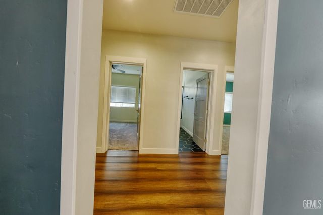 25904 Bear Valley Road, Tehachapi, CA 93561
