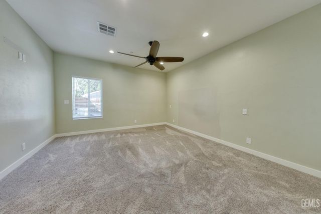 25904 Bear Valley Road, Tehachapi, CA 93561