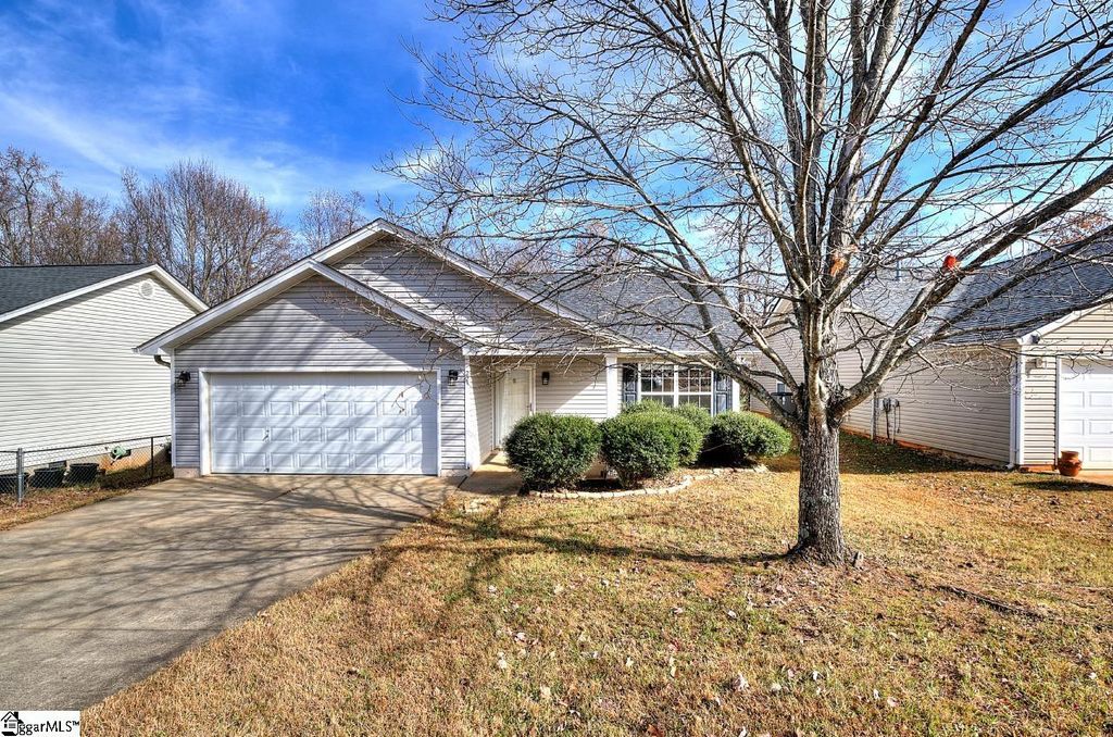 22 Dill Creek Court, Greer, SC 29650