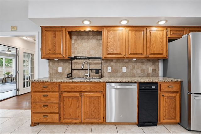 1764 E Harold Street, Fayetteville, AR 72703