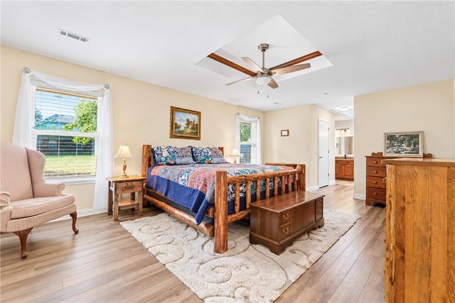 1764 E Harold Street, Fayetteville, AR 72703