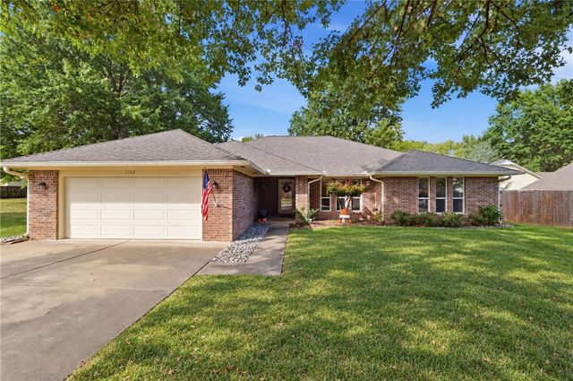 1764 E Harold Street, Fayetteville, AR 72703
