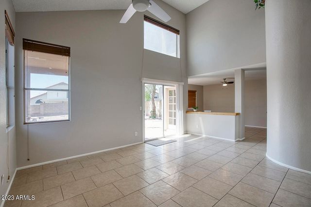 4131 E MUIRWOOD Drive, Phoenix, AZ 85048