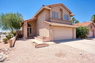 4131 E MUIRWOOD Drive, Phoenix, AZ 85048