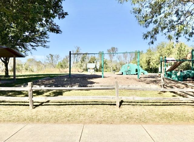 29623 N Birch Avenue, Lake Bluff, IL 60044