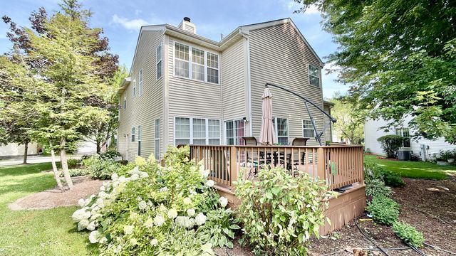 29623 N Birch Avenue, Lake Bluff, IL 60044