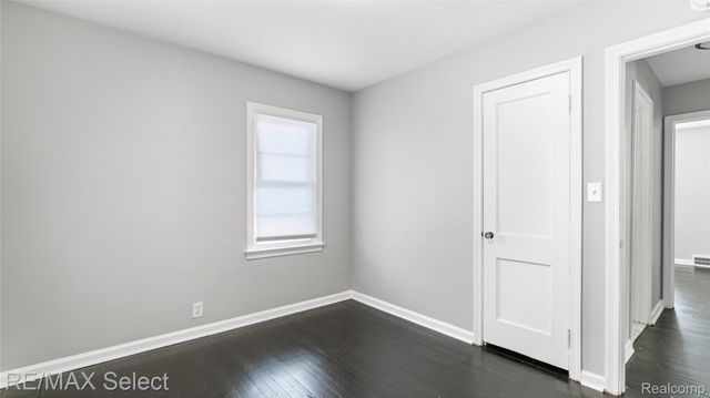301 Chandler Street, Flint, MI 48503