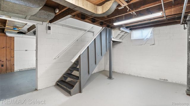 301 Chandler Street, Flint, MI 48503