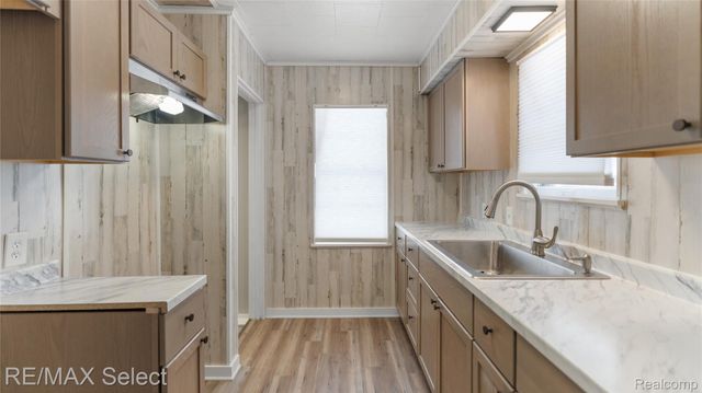 301 Chandler Street, Flint, MI 48503