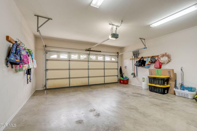 202 Jessicas Way, Johnson City, TN 37615